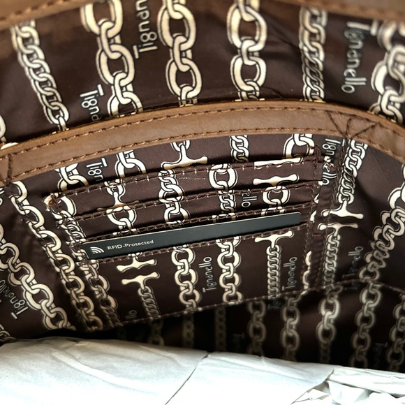 NWT Tignanello Leather Embossed Two-Toned Large Satchel. Comes with a dust bag. - Picture 9 of 15